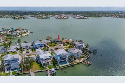 16003 5th Street E, Redington Beach, FL 33708 - Photo 9