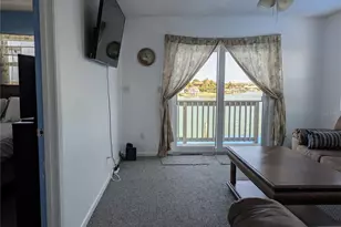 5930 Bahama Way N, Saint Pete Beach, FL 33706 - Photo 17