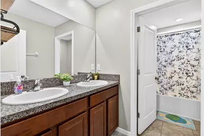 9616 Lemon Drop Loop, Sun City Center, FL 33573 - Photo 41