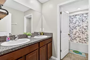 9616 Lemon Drop Loop, Sun City Center, FL 33573 - Photo 41