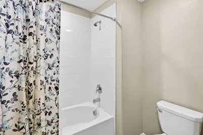 9616 Lemon Drop Loop, Sun City Center, FL 33573 - Photo 41