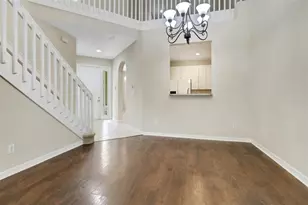 1330 Mariposa Cir, Naples, FL 34105 - Photo 3