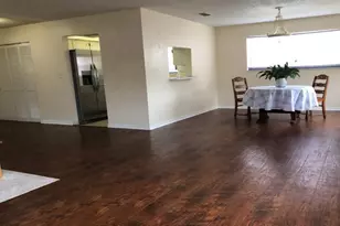 5967 Terrace Park Dr N, Saint Petersburg, FL 33709 - Photo 9