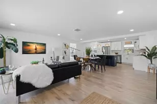 1400 23rd Ave S, Saint Petersburg, FL 33705 - Photo 5