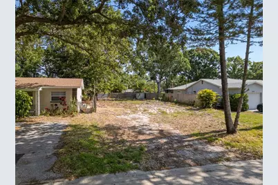 753 63rd Avenue N, Saint Petersburg, FL 33702 - Photo 5