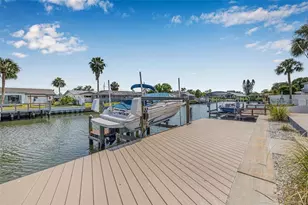 8722 Thornwood Ln, Tampa, FL 33615 - Photo 13