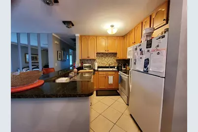 403 Finchley Court #B, Sun City Center, FL 33573 - Photo 11