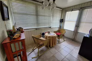 403 Finchley Ct, Sun City Center, FL 33573 - Photo 25