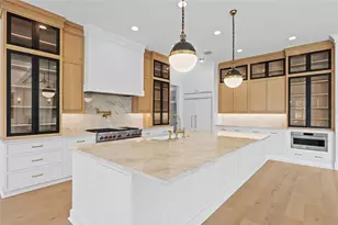 690 Geneva Pl, Tampa, FL 33606 - Photo 9