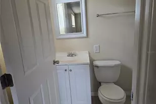 7307 50th Ave N, Saint Petersburg, FL 33709 - Photo 11