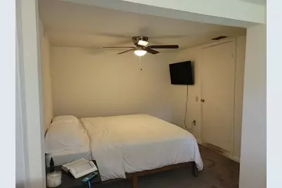 2701 47th Avenue N, Saint Petersburg, FL 33714 - Photo 9