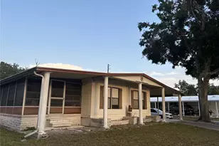 6306 Waterfront Ln, Zephyrhills, FL 33542 - Photo 33