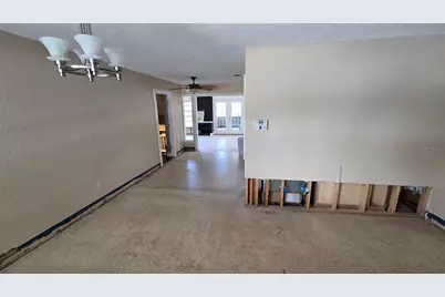 3925 W Eden Roc Circle, Tampa, FL 33634 - Photo 13