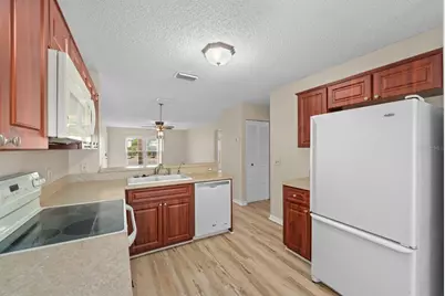 7910 Hardwick Drive #717, New Port Richey, FL 34653 - Photo 5