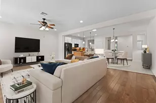 6820 Muncaster Ct, Tampa, FL 33625 - Photo 3