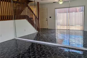 8114 Oak Trace Way, Tampa, FL 33634 - Photo 13