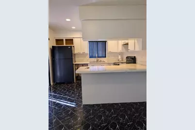 8114 Oak Trace Way #D, Tampa, FL 33634 - Photo 21
