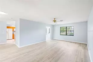 1530 Ingram Dr, Sun City Center, FL 33573 - Photo 9