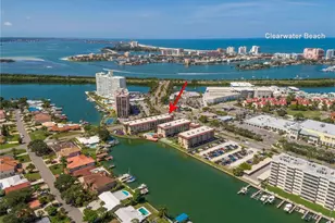 105 Island Way, Clearwater Beach, FL 33767 - Photo 23