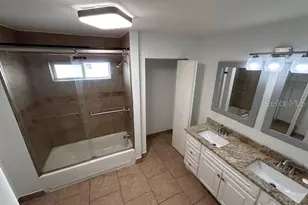 37913 Wicklow Ave, Zephyrhills, FL 33541 - Photo 17
