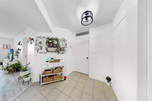 2333 Feather Sound Dr, Clearwater, FL 33762 - Photo 7