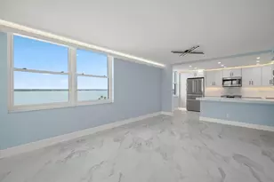 1400 Gulf Blvd, Clearwater Beach, FL 33767 - Photo 9