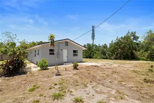 11009 Spivey Rd, Gibsonton, FL 33534 - Photo 31