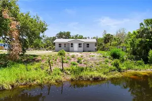 11009 Spivey Rd, Gibsonton, FL 33534 - Photo 1