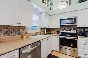 4032 Salem Square Ct, Palm Harbor, FL 34685 - Photo 15