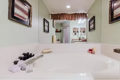 4032 Salem Square Court, Palm Harbor, FL 34685 - Photo 37