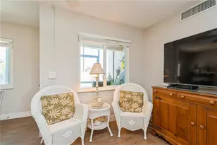 527 Cape Coral Pkwy W, Cape Coral, FL 33914 - Photo 13