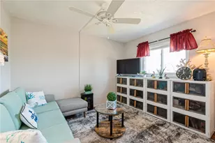 527 Cape Coral Pkwy W, Cape Coral, FL 33914 - Photo 21