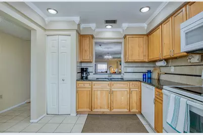 19029 US Highway 19 N #31F, Clearwater, FL 33764 - Photo 5