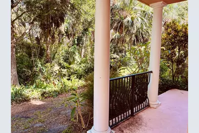 184 Banyan Bay Drive, Saint Petersburg, FL 33705 - Photo 9