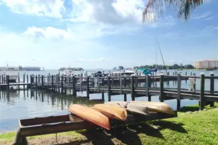 184 Banyan Bay Dr, Saint Petersburg, FL 33705 - Photo 43