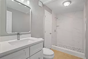 1858 Oregon Ave NE, Saint Petersburg, FL 33703 - Photo 11