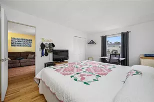 1100 E Bay Dr, Largo, FL 33770 - Photo 35