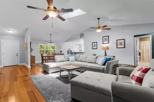 3668 Pond View Ln, Sarasota, FL 34235 - Photo 5