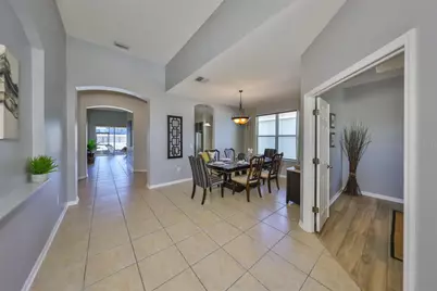 11408 Coventry Grove Circle, Lithia, FL 33547 - Photo 5