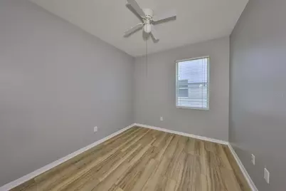 11408 Coventry Grove Circle, Lithia, FL 33547 - Photo 13