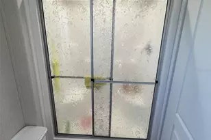 7801 34th Ave N, Saint Petersburg, FL 33710 - Photo 17