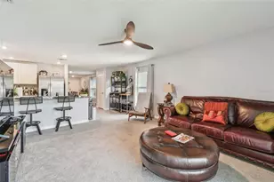 36673 Spanish Rose Dr, Dade City, FL 33525 - Photo 11