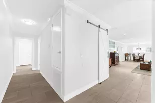 125 Carlyle Dr, Palm Harbor, FL 34683 - Photo 29