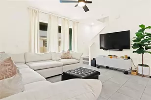 2906 Boxwood Grove Row, Wesley Chapel, FL 33543 - Photo 5