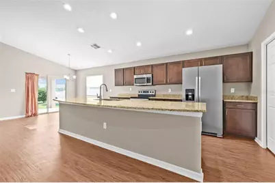 6937 Gideon Circle, Zephyrhills, FL 33541 - Photo 37