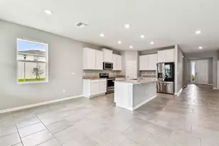 33870 Field Maple Loop, Wesley Chapel, FL 33545 - Photo 19