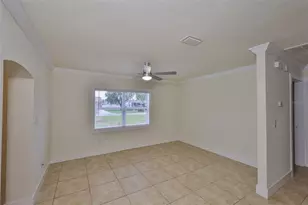 404 12th St SW, Ruskin, FL 33570 - Photo 11