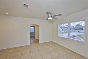 404 12th St SW, Ruskin, FL 33570 - Photo 13