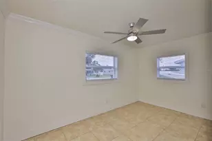 404 12th St SW, Ruskin, FL 33570 - Photo 23