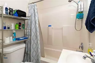 1142 7th St NW, Largo, FL 33770 - Photo 9